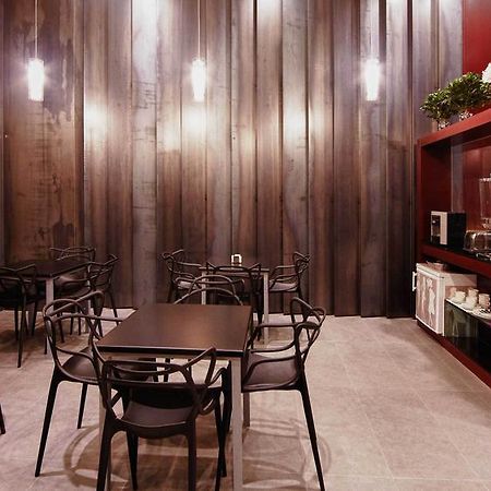 Hostal Averroes Burgo Екстериор снимка